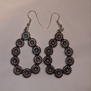Teardrop earrings